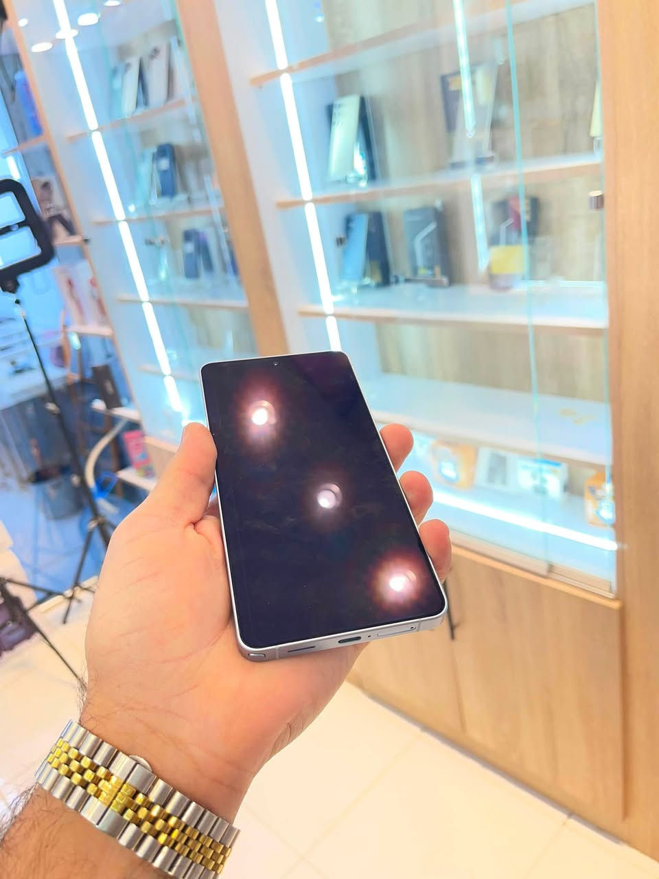 S25 ultra   السعر 1100ذاكره 256

S26 ultra  السعر 1300 مستخدم يومين ذاكره 256
مركز سيمو الماسيترو دوره شارع الصحه
***********
