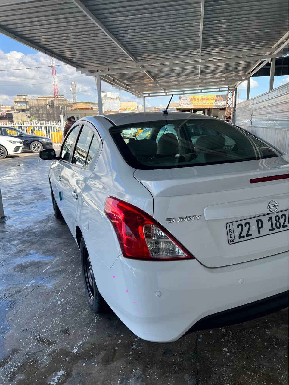 سلام وعليكم 
نيسان سني موديل 2025
السياره اخت الصفر ماشيه تسعة الف
فول مواصفات تبريد قطعتين سويج سكيورتي شاشة وكامره اربعه جام كهرباء
اشاير ب المرايا  مكاني كركوك *********** كركوك, العراق
