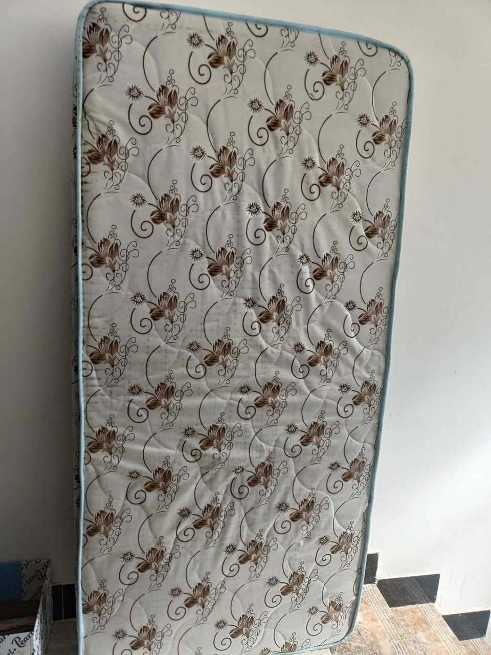 بعد اذنكم. للبيع
سرير حديد عدد2 ودوشك طبي عدد 2 كلهن ب100 الف
الفلوجة /الشهداء
***********
