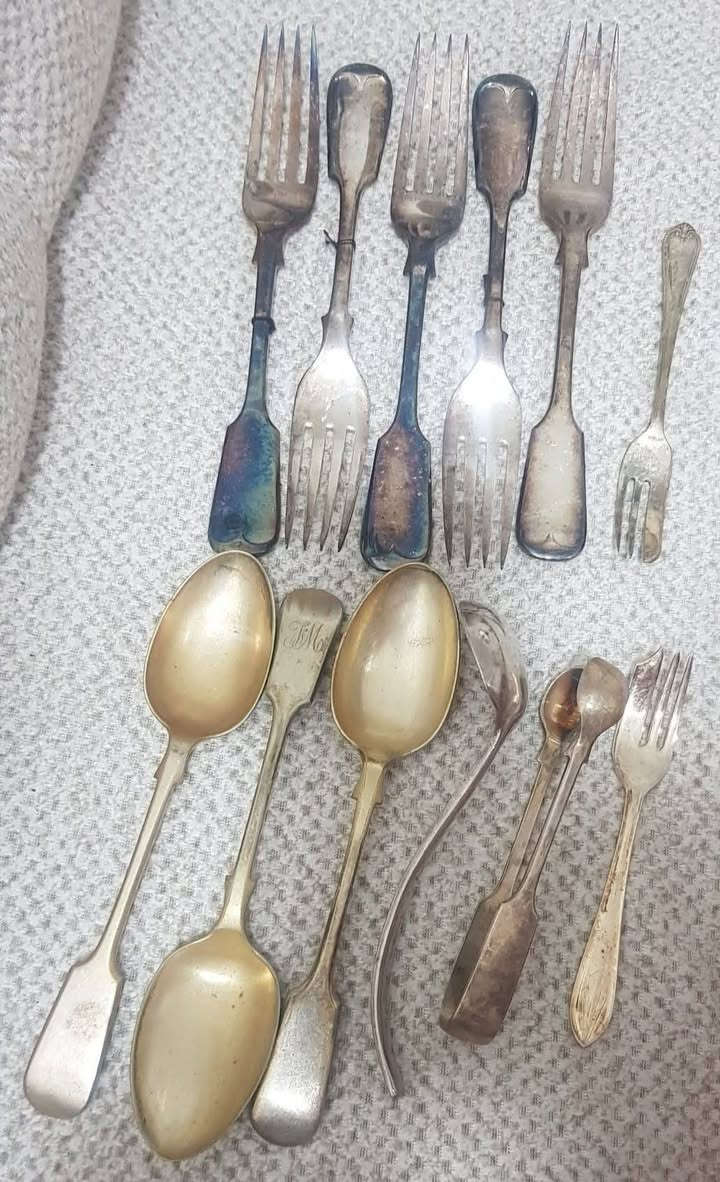 محظرةفرنسي تشتغل بيه ظرر بيدةمماثر بعمله سعره ٢٠
ومطليات ونحاسيات مجموعةداحل السكرين سعر ٢٠


**إذا كنت صاحب هذا الإعلان وتريد حذفه لأي سبب، رجاءا أرسل رسالة إلى الدعم الفني**