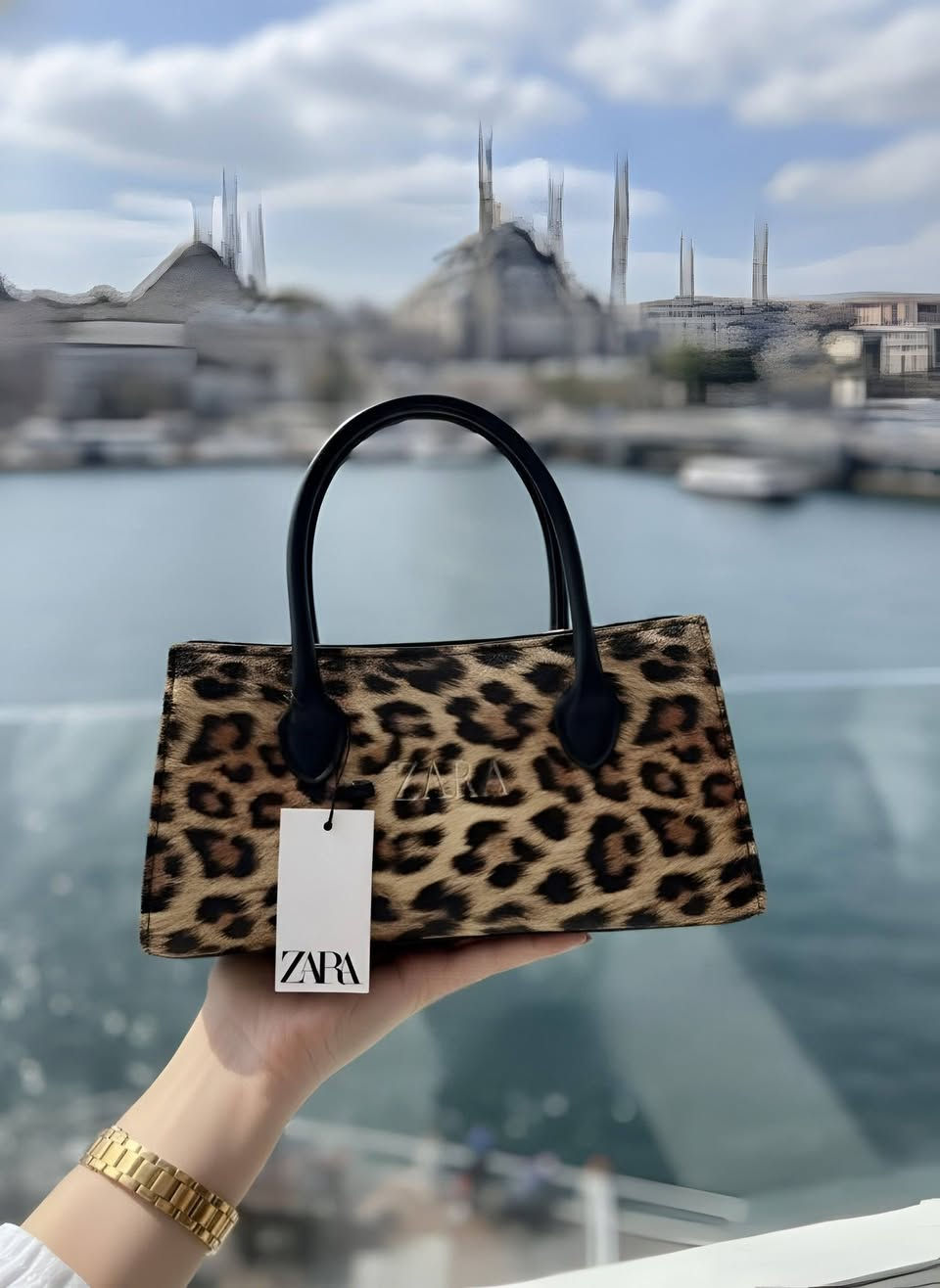 متوفر حقائب كوالتي عالي واسعار مناسبة


**إذا كنت صاحب هذا الإعلان وتريد حذفه لأي سبب، رجاءا أرسل رسالة إلى الدعم الفني**