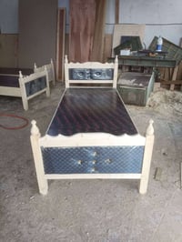 أسرة خشب • سرير نفر • الخالص حي الجنود