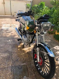 سيفان ٢٥ • ١٥٠ • ماشيه ٤٠٠٠
