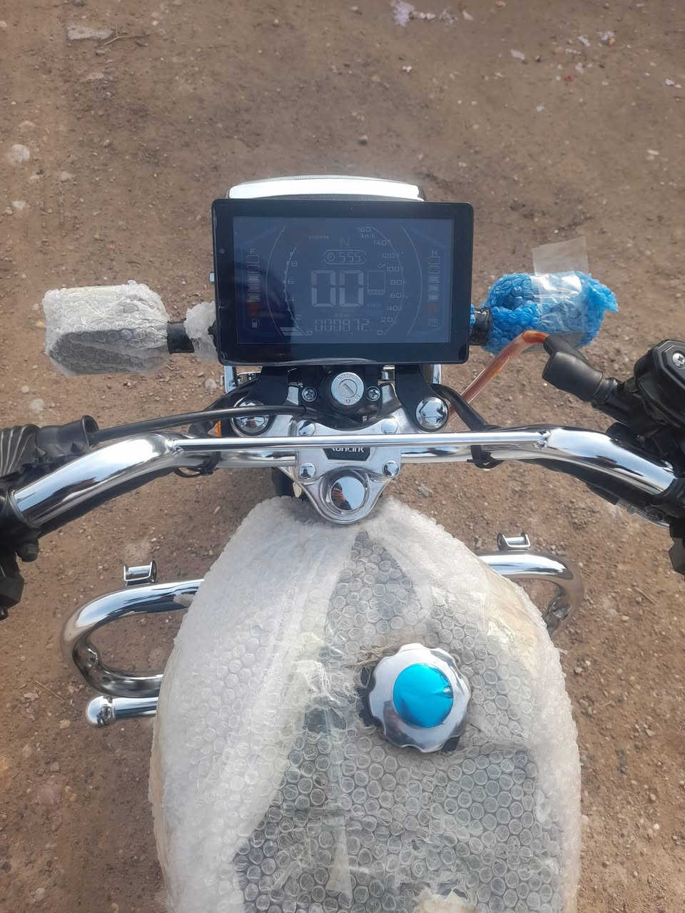 السلام وعليكم للبيع لون اسود مديل 25 محرك 150اخذته زيرو عل ايدي ويه بصمتين وسويجين و منفيس ماشي 8000 دهن الشرگه مامبدل دراجه مانقصه برغي سعر 925بي مجال بصيط عنوان سامراء /***********
