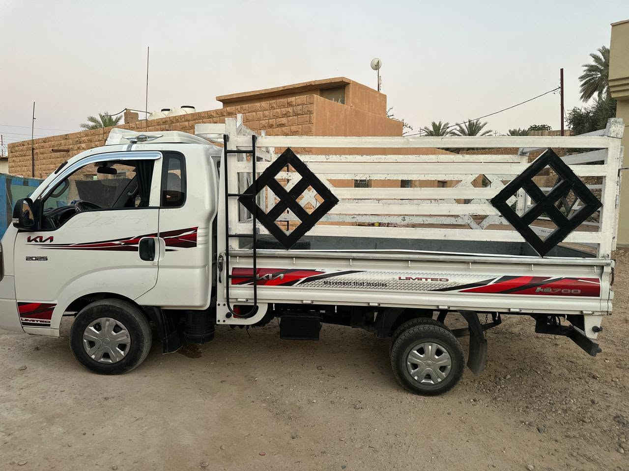 السلام عليكم كيا للبيع 2700
موديل 19 سياره جديده
شاصي مكفول 
كشر جديد
محرك نظيف لاتبخير ولاتنقيص
صدر جديد 
رقم انكليزي
ولك الفحص 
سعر السياره 125 ورقة ا وبيه مجال

العنوان الانبار حديثه حقلانيه
رقم الهاتف***********

