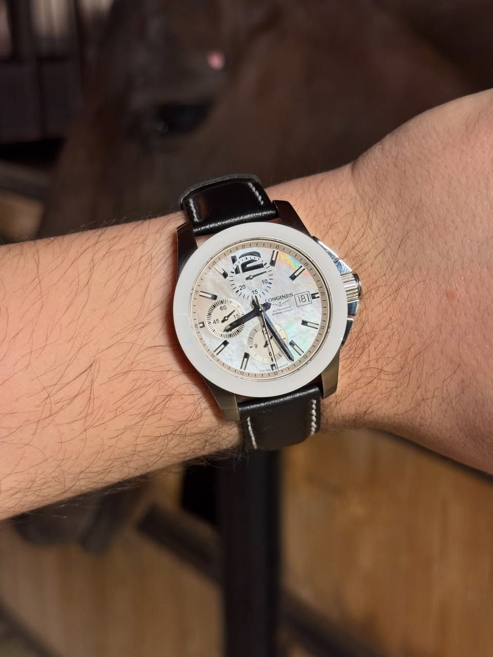 Longines 
Conquest Chronograph Leather 2016 
#used like new


**إذا كنت صاحب هذا الإعلان وتريد حذفه لأي سبب، رجاءا أرسل رسالة إلى الدعم الفني**