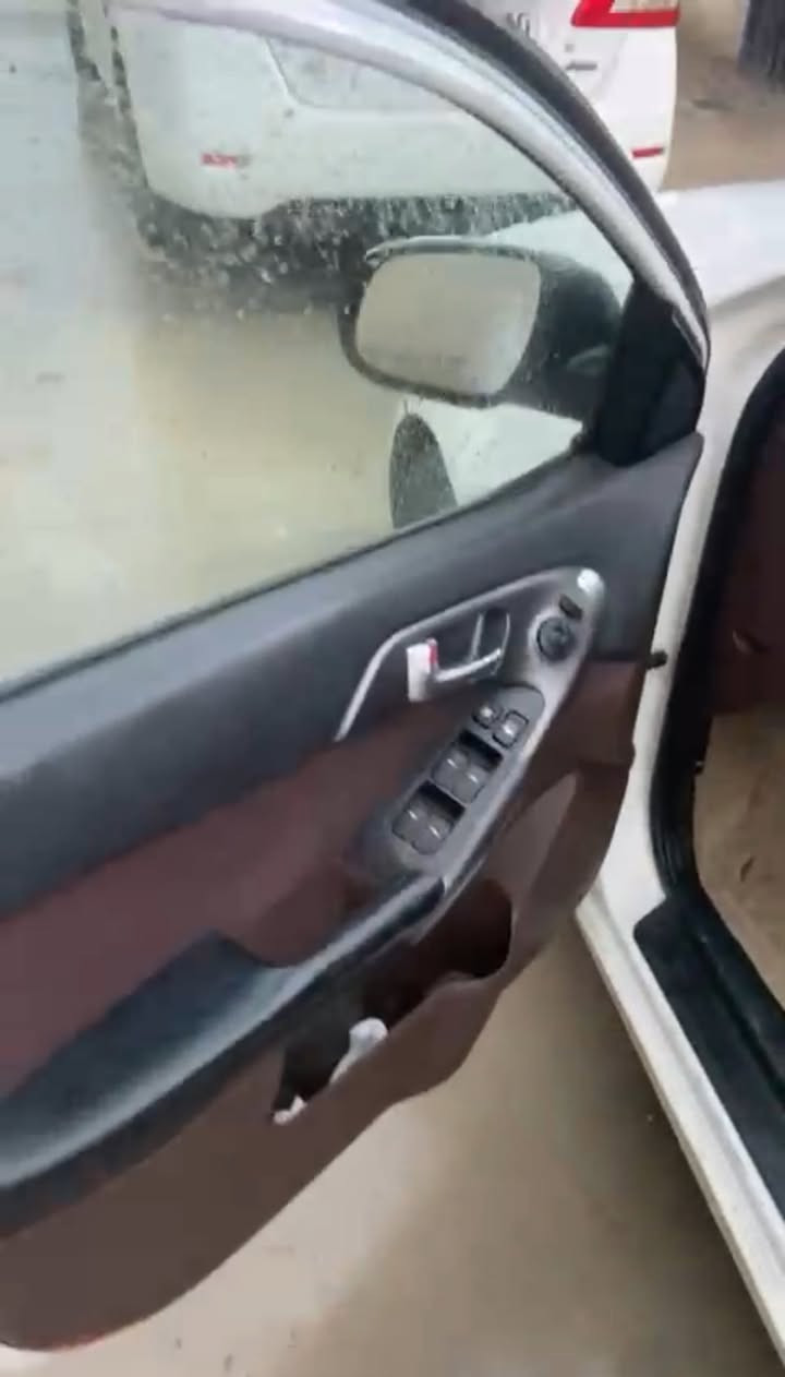 سيرواتو ليبيع موديل 11 سيارا حادث بي جاملغ خلف سايق   صبغ مو حيصام اني ابيع صبغ حيزامسعر 88 وبيمجال شاراي انتخابر *********** سيارا موجود بل كركوك  سنوية و رقم سليمانيه بسمي  كل جديد   بيطايق بنزين بعد عيد استلم  بإذالله
