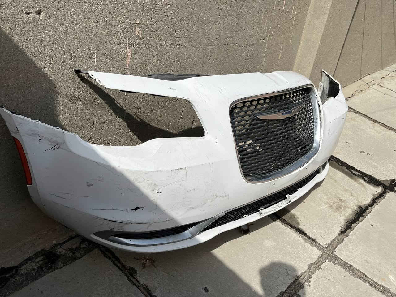 للبيع دعامية أمامية أصلية أوباما من موديل 2015 -2023 وارد أمريكي يحتاجلها ترتيب يم ابو فايبر كلاس مرتب 
قيم واخذ 
***********
