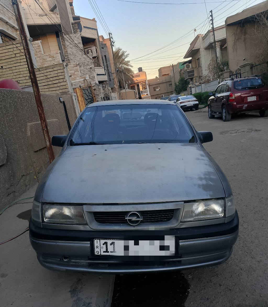 أوبل فكترا نظيفة جدا وما تحتاج اي مصرف جاهزة على آخر حباية حجم المحرك 1600اقتصادية جدا بالصرف..
كير ومحرك وصدر وتخم تاير كلهن جدد داخلها كلش نظيف بيها كم مكان شوية جان خويس شيء بسيط ومصلحهن مبين بالصورة شوف العين والسيارة بلادية ومجهزها الي قبل لا تكون لغيري
ولو ما محتاج ما ابيعها وبالعافية عالياخذها مهنا بيها ويشوف خيرها..
اريدها ب39 ومجالها جدا بسيط 
مكاني بغداد واي استفسار الاتصال على هذا الرقم *********** متواجد يوميا بعد الساعة ال3 مساءا.. بغداد, العراق
