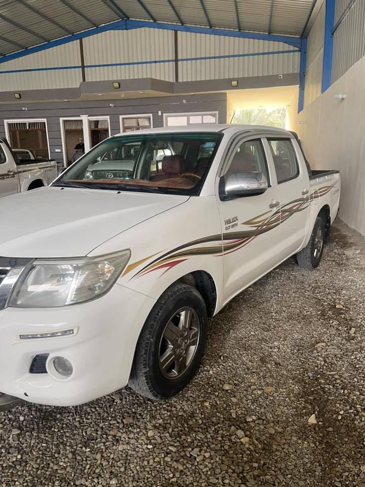 2015 كويتي اوتماتيك شاصي (١٩)
السيارة جديدة بيها قطعتين مبدلات بلادي السونار مرفق مع المنشور  ماشية(١٩٨) 

السعر (٢٠٠) وبيها مجال 

العنوان /ديالى بعقوبة.    هـ/***********
