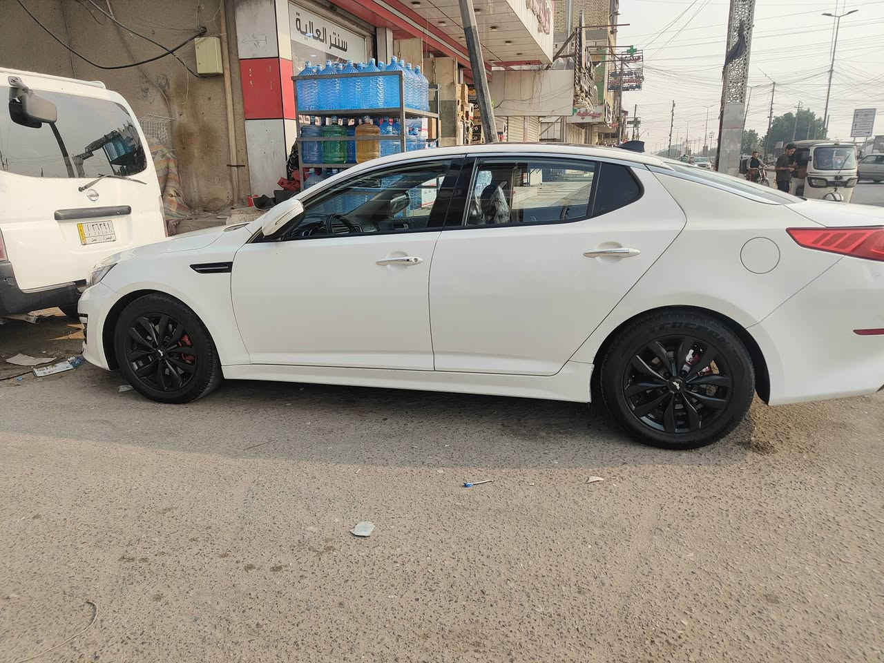 K5اوبتيما
موديل 2016 
خط واحد غاز 
فول مواصفات VIP
كصه جنطه 
رقم سنويه شمالي طبق الاصل 
سعر 54
***********
