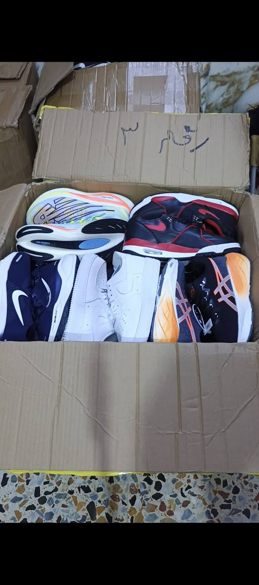 سلام عليكم ماركات فول كله فيتنامي اصلي سعر القطعه 11 الف قفل العدد ٧٠ الى ٧٥ كلهن مصورهن صور *********** راسلني وخادمك
