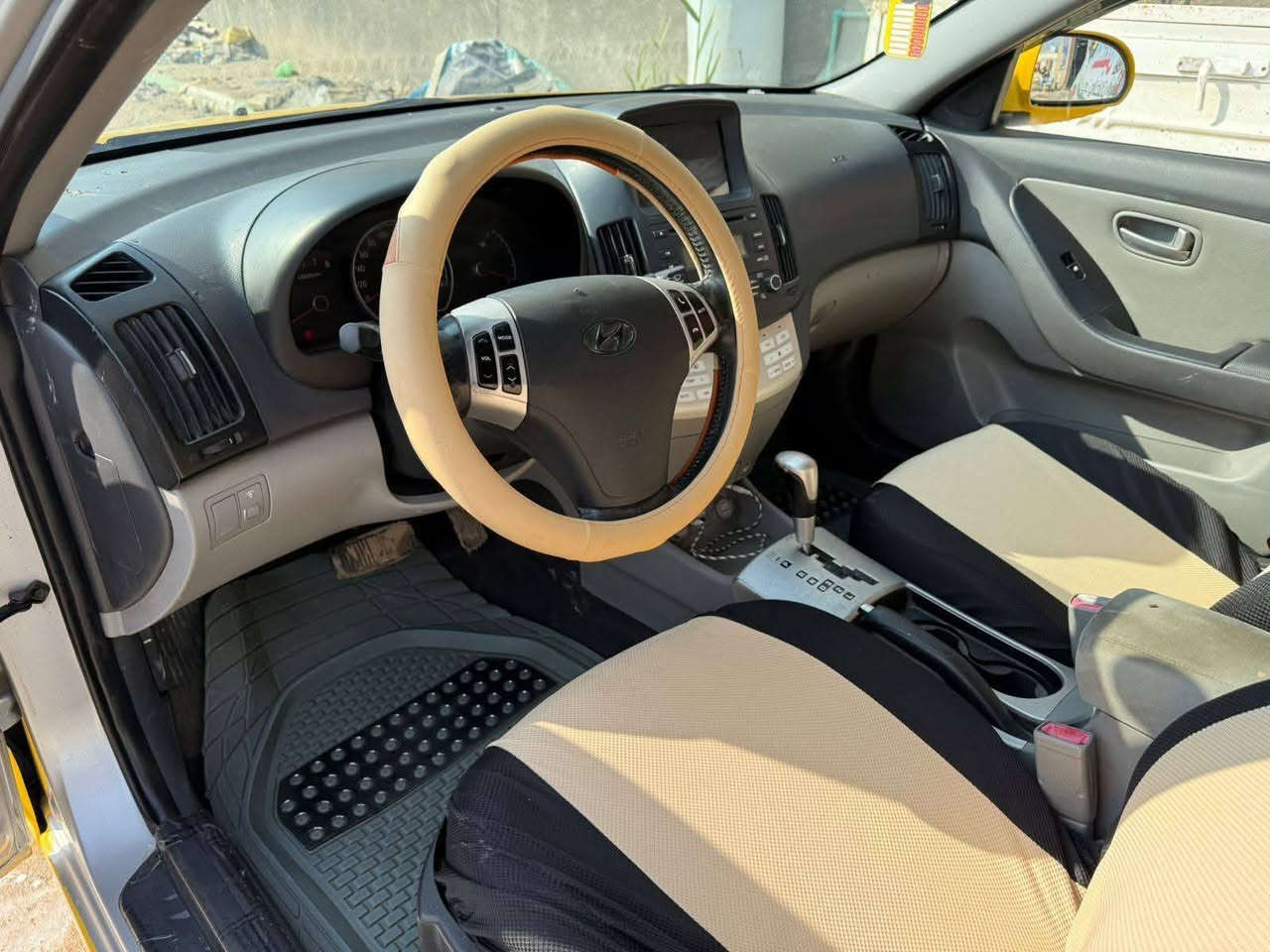 السلام عليكم الانتر ٢٠٠٩ مكصوصه جنطه متومه طبق الأصل نكليزي سنويه لل ٢٧ بغداد ارقام اصلي كير مكينه اكسن حداديه خير من الله تخم تاير باتري جديد عوزهه زوج دبلات خلفي للبيع مستعجل ٤٢ وبيه مجال للشراي *********** وتساب العنوان ذي قار سوك الشيوخ
