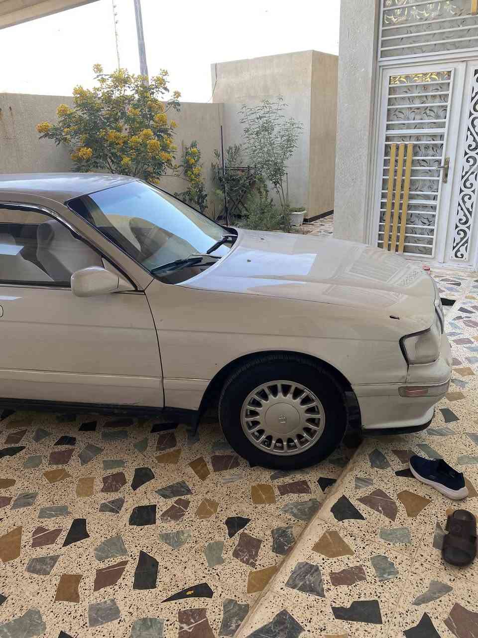 سلام عليكم بطه متصل البيع موديل ٩٣ مكفوله كص وكلبه وتوم وعيب شرعي بسمي سنويه ٣٠ رقم بغداد إنكليزي كير ومكينه كفاله تبريد ثلج سياره حلوه السعر ٥٣ وبيه مجال العنوان ميسان ***********
