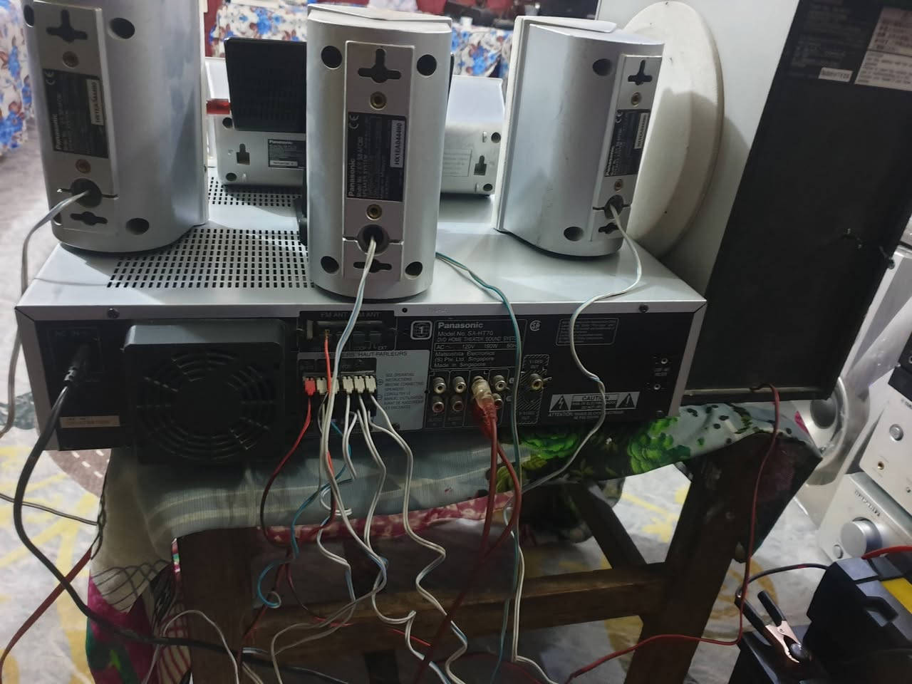 سستم بانسونك ١١٠ فولت مع محولة مسرحي عارض بالشاشة دي في دي  خمسة اقراص   وراديو واواكس  شغال بالكامل  مع ريمونت  موضح بالفديو والصور  السعر  ٩٥ الف الحلة مهندسين  الاتصال على الخاص او موبايل  ***********  يوجد توصيل
