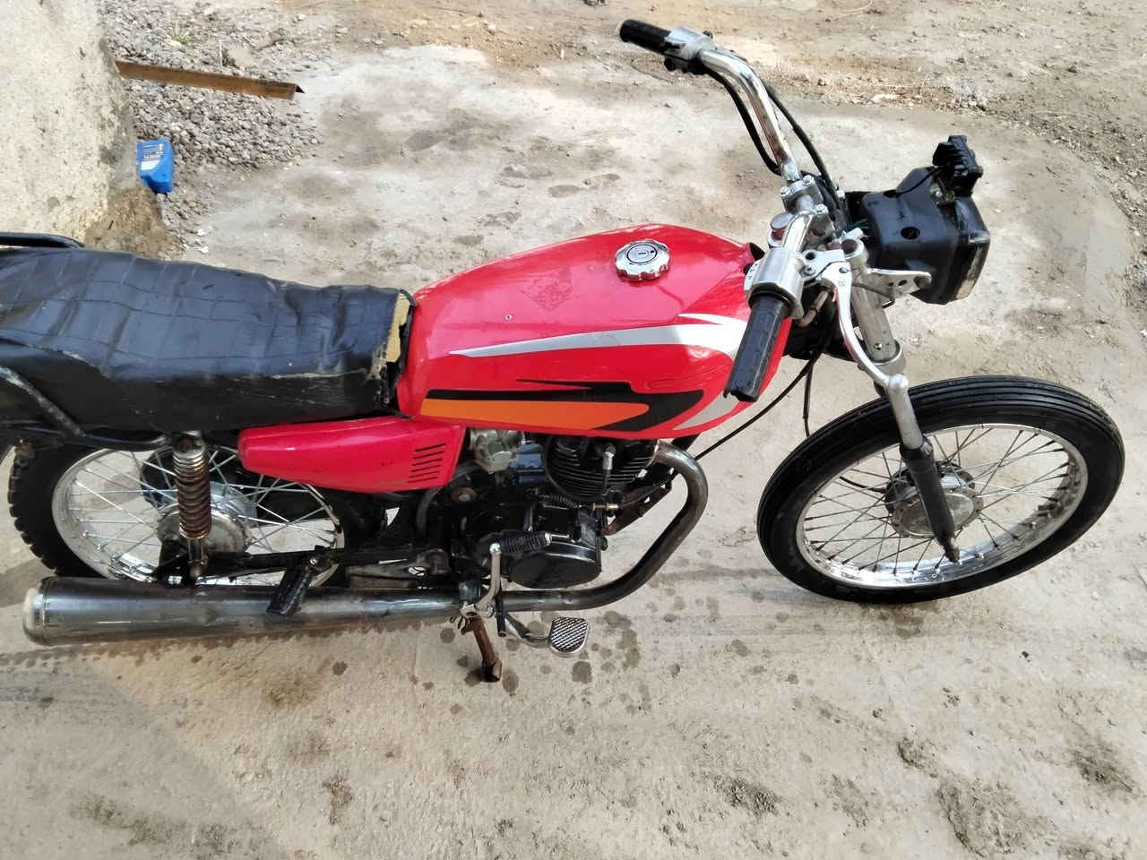 دراجه للبيع
سلام عليكم  دراجه نامه للبيع تعمير 25 بشهر 8 محرك نامه شلامجه الدراجه خير من الله ما بيها اي نقص كهربائيات والمحرك فول شلعه وتسارع  دراجه كلك كلك كلك  مكفوله كفاله من السرقه  السعر خاص تواصل فقط مسنجر والشراي بي خير ويدلل


**إذا كنت صاحب هذا الإعلان وتريد حذفه لأي سبب، رجاءا أرسل رسالة إلى الدعم الفني**