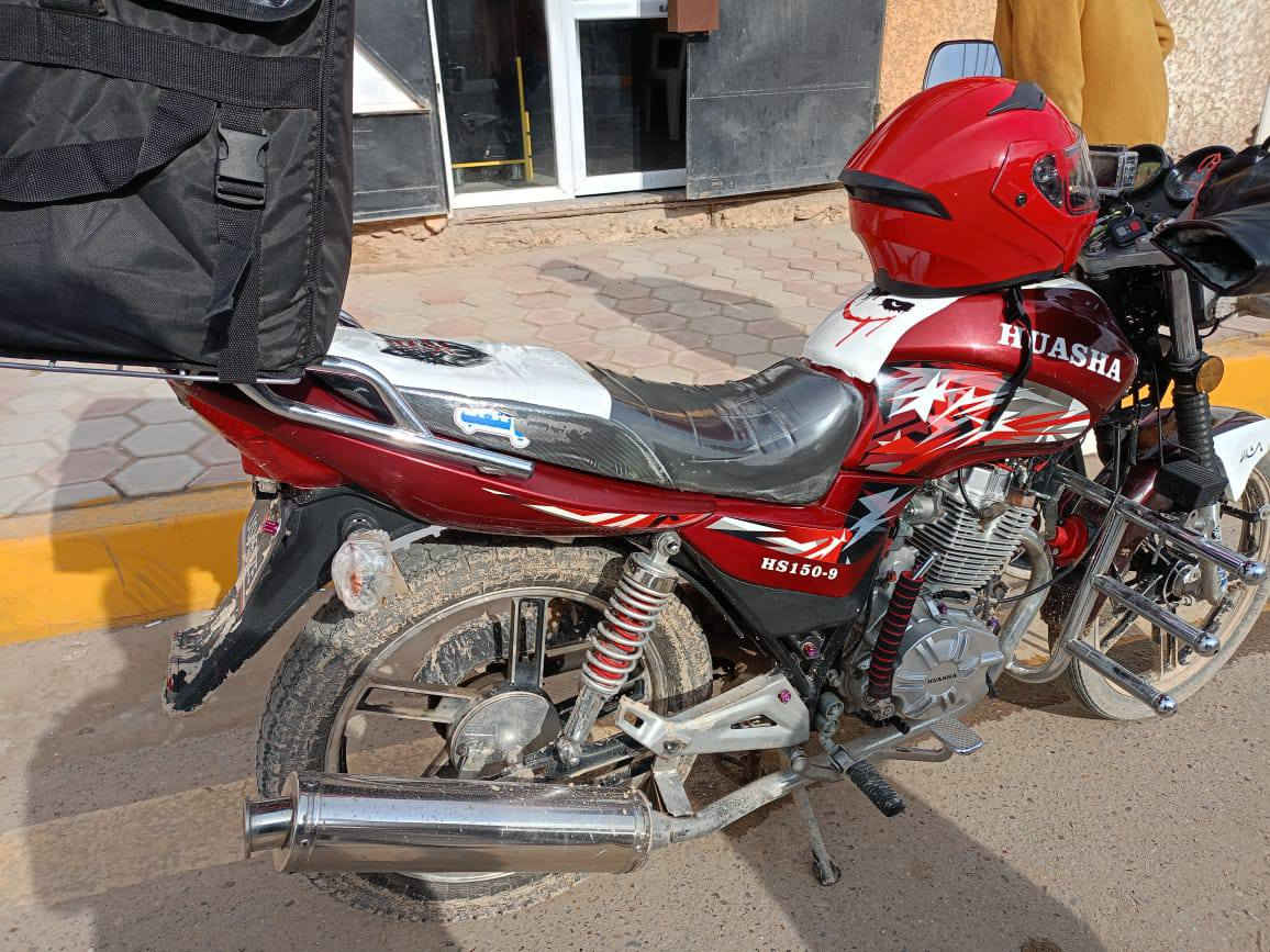 ماطور هيوشه البيع
موديل 22 
ماطور نضيف
محرك مامفتوح ولا مطخوخ برغي
كامل ملحقاته
جنطه مال دلفري
خوذه وكامره
كفوف ستيرن
الايتات اصليه
ويا قناع
وسماعات مال خوذه 
ماطور عل وصخه ونضيف
سعره كامل و غراضه ذكرتها 
990 وبي مجال
مو شراي لا يتعبني ولا اتعبه 
تجي تفحص عل حسب اصول 
التواصل ***********
