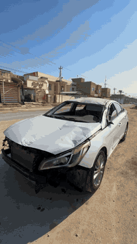 السلام عليكم سوناتا خليجي ٢٠١٥ 
تنباع عله وضعه شغاله وتمشي 
سنويه بسمنه  
السعر ٧٣ بيه مجال قليل حله شارع ٦٠
للتصال 
***********
