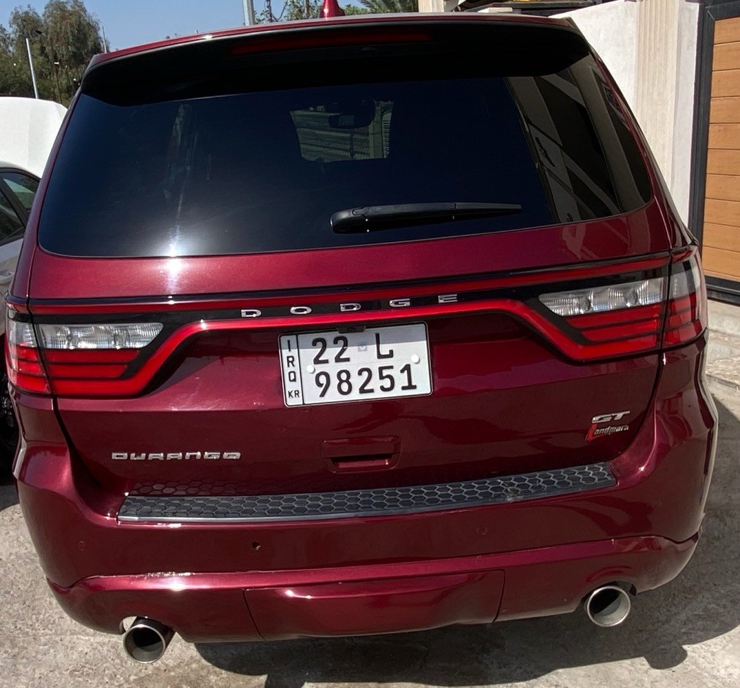 دوج دورنكو2022  
محرك 6 سلندر GT
ماشيه 19
وارد امريكي مرقمه على ايدي 
رقم اربيل تحويل ثاني يوم
محرك  6سلندر
 سلندر بخاصية توفير الوقود ECO 
 + جنطه كهرباء 
بصمه
حساسات خلفية اصل مع خاصية  
لايت ١٠٠واط اصلي مع حاجب LED . 
 مع تحرك المرايات الجانبية عند الرجوع الى الخلف حسب التحكم.
نظام صوت ٧ سماعات داخل السيارة 
شاشة دشبول لمس كبيرة  متكاملة الايعازات . وشاشة ٧ انج معلوملت السيارة والعطلات والرسائل... 
17- نظام AUX + Bluetooth . نظام ملاحة GBS شاشت تنته كبيره
+ ذاكرة ميموري كارد موضعي + USB .
الكشنات  جلد متصل  و تدفئة و تهوية و مع الستيرن تدفئة وتهوية والمقاعد الخلفية تدفئة
كاميرا خلفية دوارة HD
إظهار ضغط الهواء في الاطارات. ومعلومات السيارة الكترونيا مثل كمية دهن محرك و درجة حرارة المحرك والكير والزيت وضغط الزيت الكتروني .
وباقي مواصفات الدورنكو ✔️
للاتصال***********
السعر 280💵
مكاني بغداد