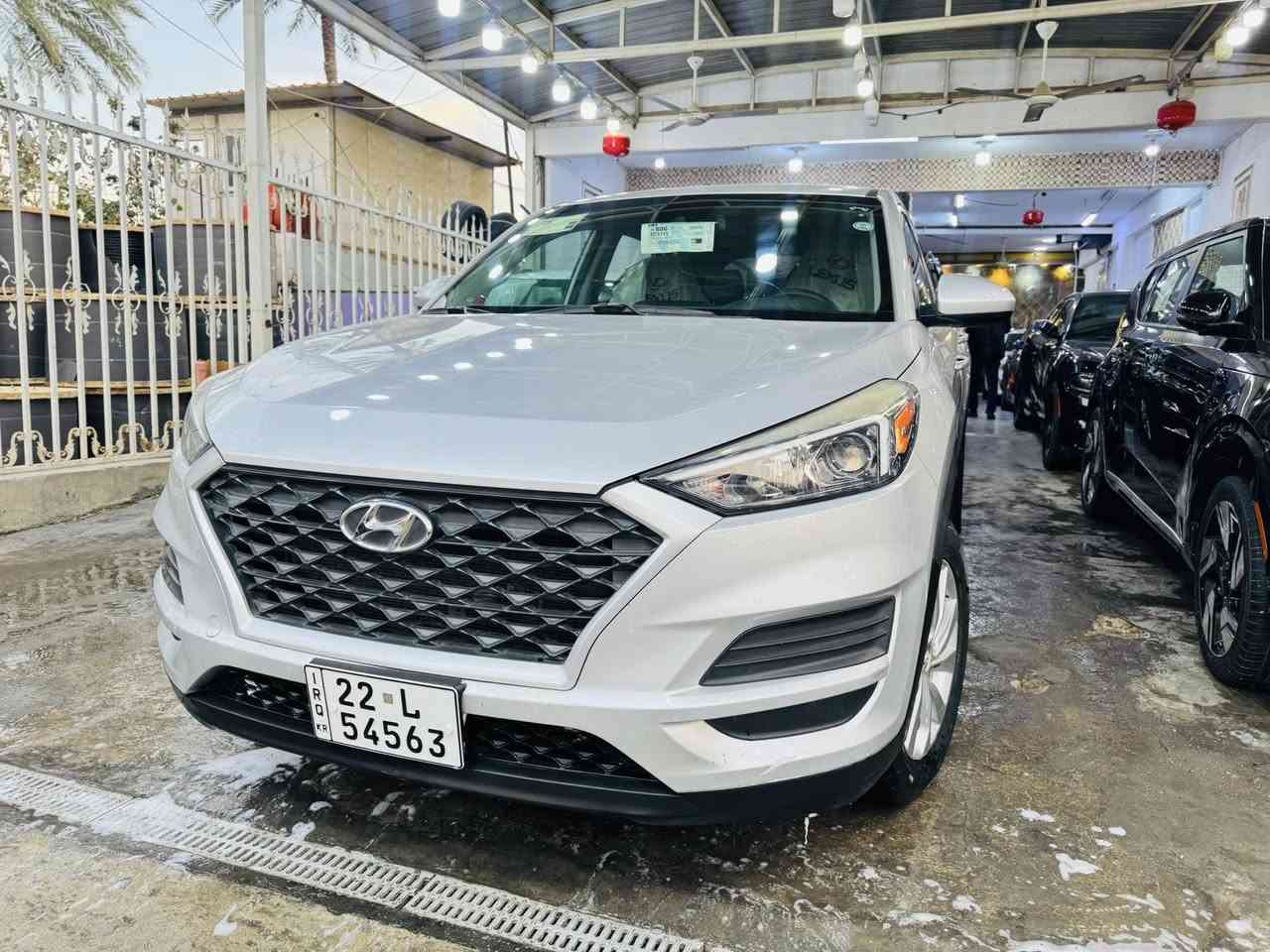 السلام عليكم توسان 2019 وارد امريكي السعر 160$
رقم اربيل انكليزي هزه وسنويه جديد
مواصفات السياره اعتياديه 
سياره جاهزه من كلشي
 كير مكينه صدر حداديه جديد
تبريد ثلج تدفئه كل نقص ما بيها
السياره صور حادثه ما تطلع
 بيها جاملغ خلفي صبغ والبابتين بارد 
عنوان السياره بغداد الكريعات معرض الغدير
***********
