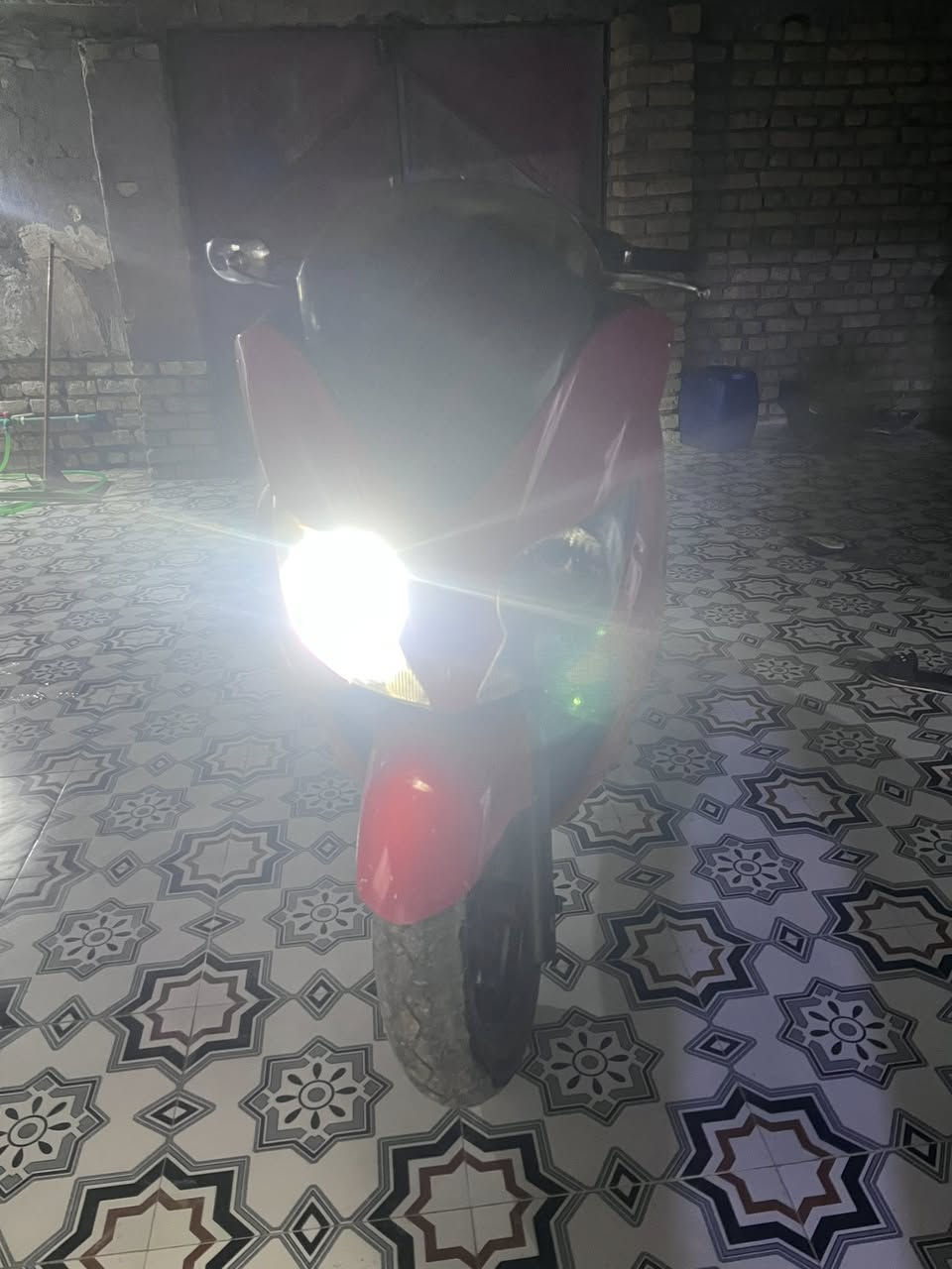 يا الله سلام عليكم فورزه 010مفتوحه رايمر بوشه بلادي لا تنقيص لا تبخير شلعه ومعدل اللدراجه خير من الله تجي وتشوف بعينك كفرات مصبوقات صبق حراري ماشيه60الف تخم تاير جديد لايت عالي ناصي زنون كلوب جنطه مكان ناصريه قضاء الرفاعي الشراي يجي خاص او واتساب وهاذه رقمي وسعر الدراجه900وبيه مجال***********
