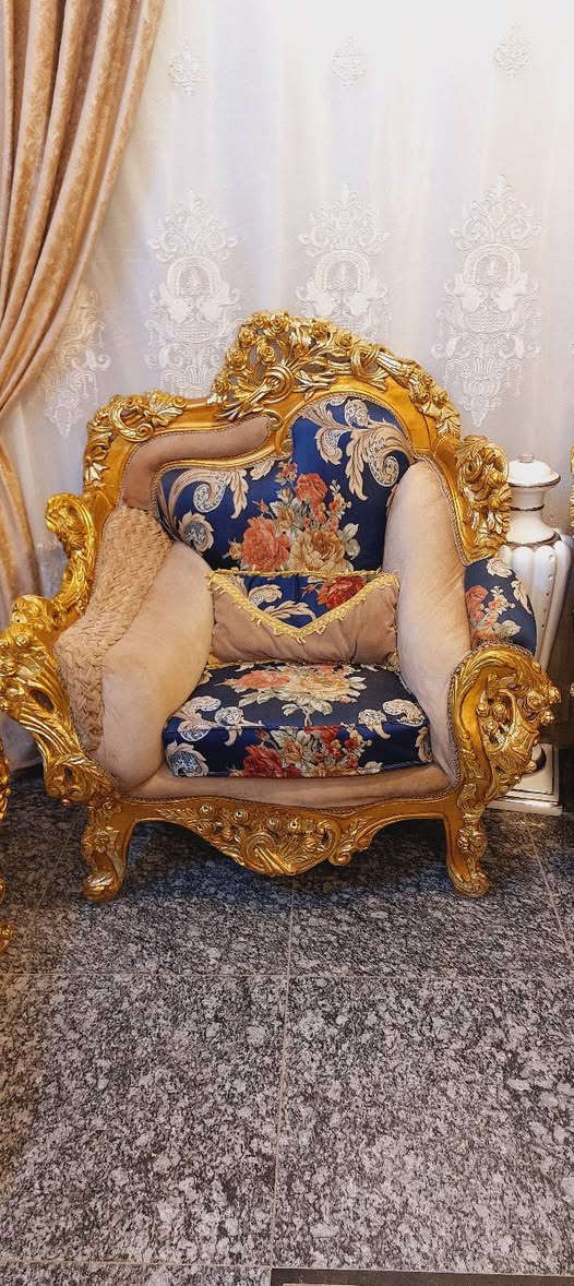 تخم زان مصري دمياطي عشر مقاعد بغداد ***********
