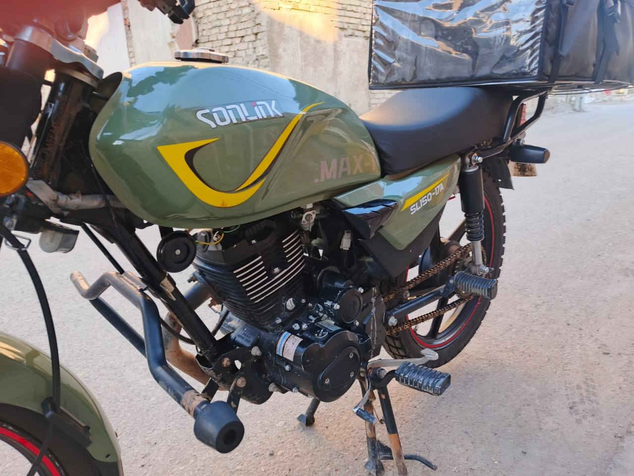 السلام عليكم دراجه ماكس وان موديل 24 بنهايتها نضافه فول اوراق كامله السعر 800 وبيها مجال *********** واتساب فقط
