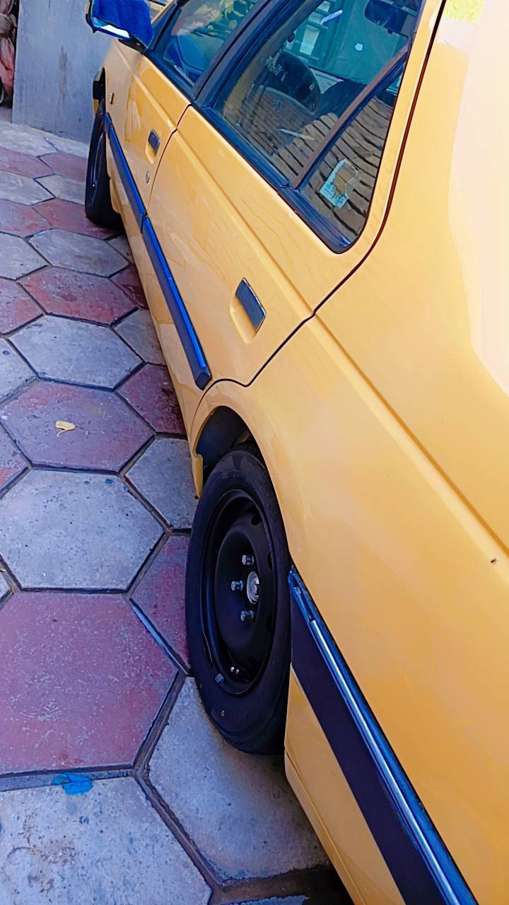 السلام عليكم بيجو اكد مديل 2016 سياره جديده كفاله صبغ وضربه وتبديل عدا لكاط اطراف الدوس والهلالات مكينه كير حداديه تخم تاير قبل شهر شاده وكير فرنسي هم قبل شهر شاده سياره ماتذب عليها ربع كبل للشارع السعر 40 وبيها مجال بسيط مكاني ناصريه مركز
***********
