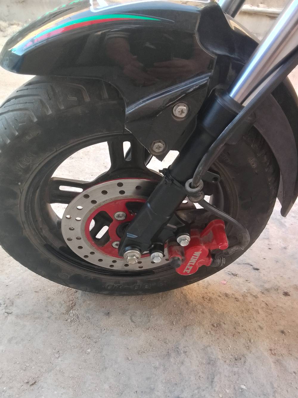 القبله حي شهداء
دراجه شحن جديدة كلشي بيه شغال نضيفه رقم بي واتساب راسل وتساب بس مراسله