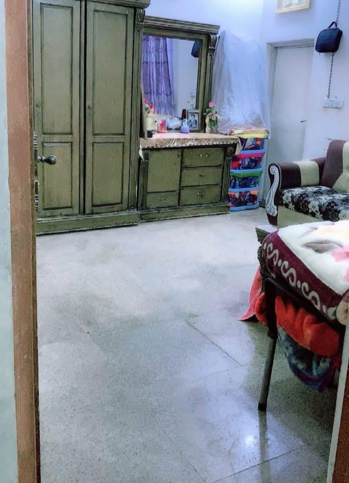 السلام عليكم للبيع      طابو صرف

الموقع:حي الحضارة خلف مديرية الشرطة مباشرة على الشارع الرئيسي

المواصفات: المساحة 200 متر طابو صرف الطابق الاول غرفتين نوم +استقبال ستة متر صالة ومطبخ  حمامين داخل مجموعة صحية  صحيات خارج مع كراج حديقة توجد غرفة نوم فوق مع البيتونة. ومكان جاهز لبناء غرفتين طابق ثاني 
 البيت على الشارع الرئيسي ويعتبر ركن لان امامه فرع الى شارع الدغارة العام

الاستفسار ستفسار ***********
***********
 او مراجعة مكتب بركات الزهراء للعقار والمقاولات العامه حي الزهراء قرب مصتوصف اذ ردت بيع عقار او بناء أو ترميم ما عليك فقط مراسلتنا 
مكتب بركات الزهراء
