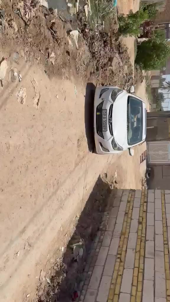 ياالله سلام عليكم  بيت  طابو زراعي سند 25 للبيع مستعجل مساحه 200 م يتكون من غرفتين وصاله واستقبال ومطبخ وتخاريج داخلي وخارجي بناء طابوق سقف صب اساس صب للأستفسار اكثر *********** حيدر الشيباني
