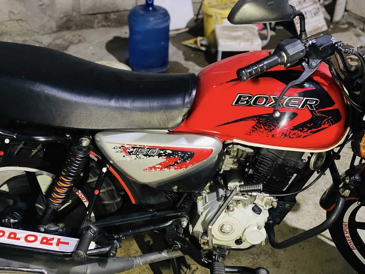 السلام عليكم بوكسر جبلي 21بشهر 11مرقم ديالى تحويل ثاني يوم دراجة كفالة عامة ديالى بعقوبة بهرز باب الخان سعر 2250 وبي مجال حك الجية ***********
