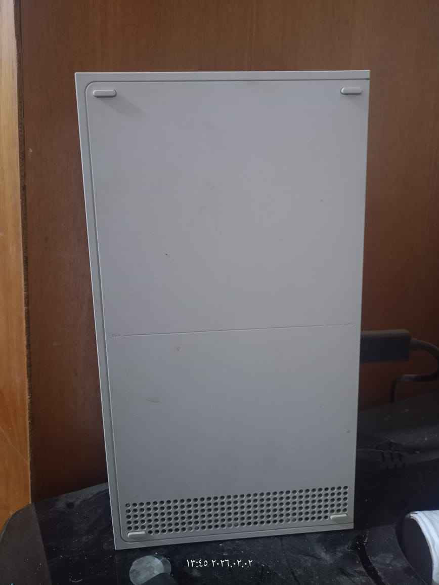 اكس بوكس سيريس اس ٥٠٠ g 
جديد ويا كارتونه ويا ثنين يدات إصليات 
ويا شاشا ١٢٥ هرتز ويا ubs 1800  وبطاريات يدات وستان يدات كامل وكم لعبه بل حساب  
‏‪***********‬‏ رقمي مكان بغداد 
وتساب *********** بغداد, العراق
