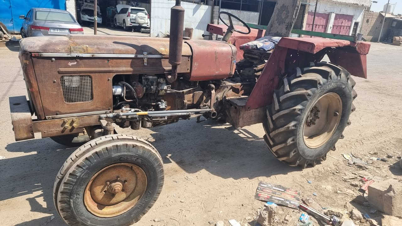للبيع عنتر ٨٨ بدون
جاهزه من كلشي باور سلف باتري 
السعر ٣٥٠٠ مليون او بيه مجال
العنوان بابل محاويل الحي الصناعي
رقم صاحب المكينه ***********
