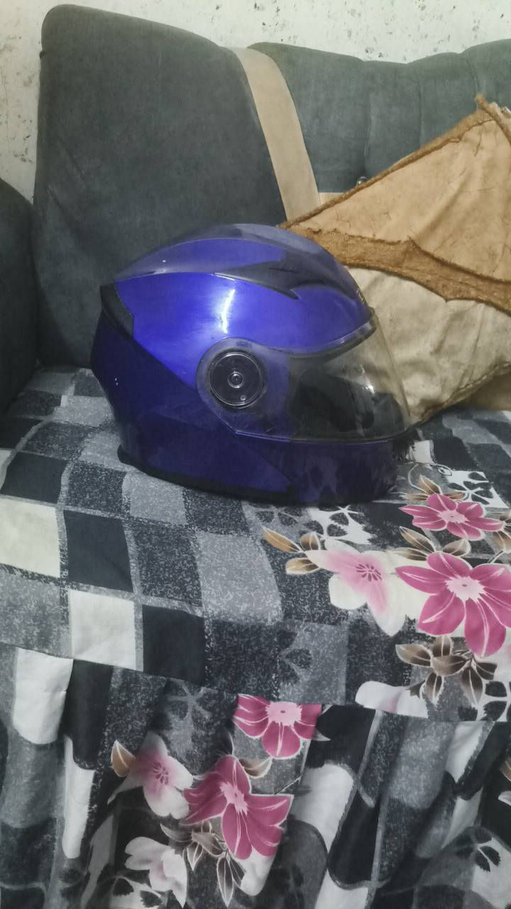 سلام عليكم خوذه فج قلاب خوذه قويه وحلوه اخذتها قبل كم يوم وطلعت جبيره ع رأسي مكاني الشعله ***********
