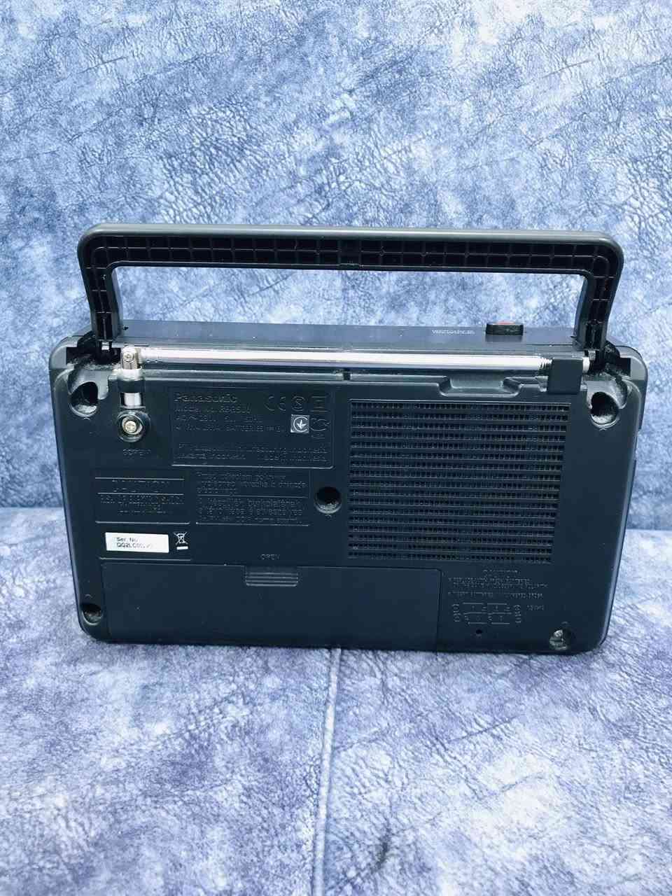 للبيع راديو 📻 
باناسونيك نظافة 98 %
كهرباء 220 V بطاريات
FM -MW - LW -SW
للاستفسار مراسلة الصفحة 
وات ساب *********** اتصال ☎️
