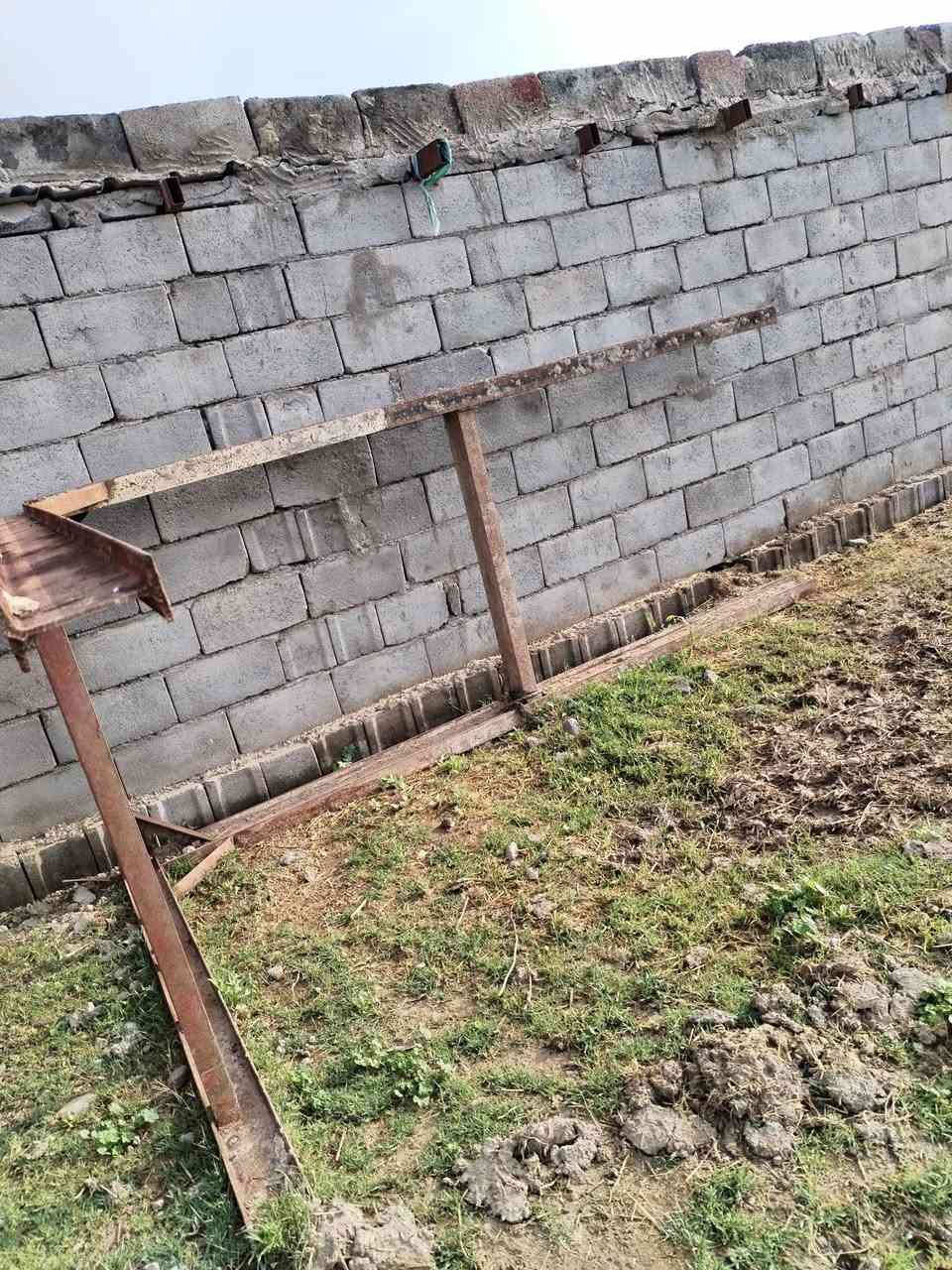 ***********)(***********؟  سعر 250 وبيه مجال
