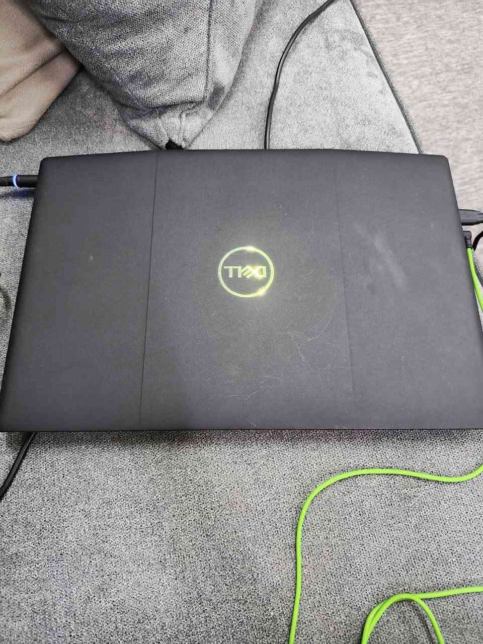 i5 10300H
GTX 1650 4 GB
8 Gb ram DDR4 3200 قابل للتطوير
256 Gb SSD قابل للتطوير
1Tb HDD لتخزين الالعاب
120Hz 15.6 1080x1920 الشاشة
ملاحظة: الرقم 2 و f1 ما يشتغلن بالكيبورد
سبب البيع: اريد احول PC
السعر 525 الف النجف, العراق


**إذا كنت صاحب هذا الإعلان وتريد حذفه لأي سبب، رجاءا أرسل رسالة إلى الدعم الفني**