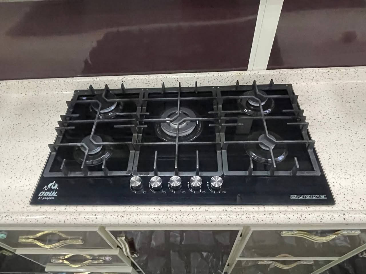 السلام عليكم
كاونتر ألمنيوم للبيع 
المرمر درجة أولى 
طول الكاونتر 5.80cm مُقسم ل 3 قطع
قياس السنگ 180*60 cm
قياس الطباخ 90*52 cm
ساحبة لمس 
أنارة متغيرة الألوان بالسقف 
للتواصل خاص


**إذا كنت صاحب هذا الإعلان وتريد حذفه لأي سبب، رجاءا أرسل رسالة إلى الدعم الفني**