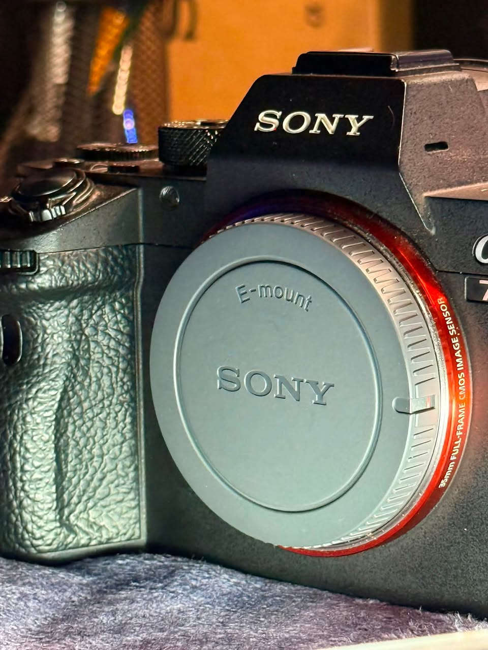 SONY 3R
سوني مارك 3R
فقط بدي !!
كامرة استخدام شخصي  اي ضرر ماكو
السعر مليون و250 الف 
***********
