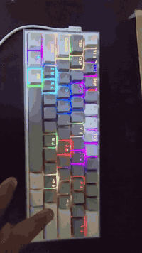 اكس بوكس سيريس S للبيع
🔴 الجهاز ما مفتوح ولا مصلح .
🔴 يجي وياه جوستك مالته الاصليه هم لا مفتوحه ولا مصلحه .
🔴 مع جوستكات الكيم سير الاحترافيات ال G7SE و T7 
🔴 يجي كامل ملحقاته الاصليه .
🔴 نضافه الجهاز 99%
🔴 مع ستاند ارجيبي للجهاز وبي مراوح يحمي الجهاز من الحراره و تشحن الجوستكات عن طريق الستاند + بطاريات للجوستكات .
🔴 مع كيبورد ميكانيكي بلو سويج الاصلي عربي +انكليزي 
 (ارجيبي) من شركه ريد دراكون .
🔴 للعلم الجوستكات والستاند والكيبورد ستخدام اسبوعين فقط .
🔴 مع كارتونه الجهاز .
🔴 وكل هاذه ب سعر  510,000 قفل قفل واذا مو شراي لاتدوخني وتصير براسي ابو العريف .

للاستفسار /  ***********
