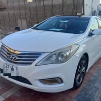 أزيرا • ٢٠١٢ • ٦ سلندر