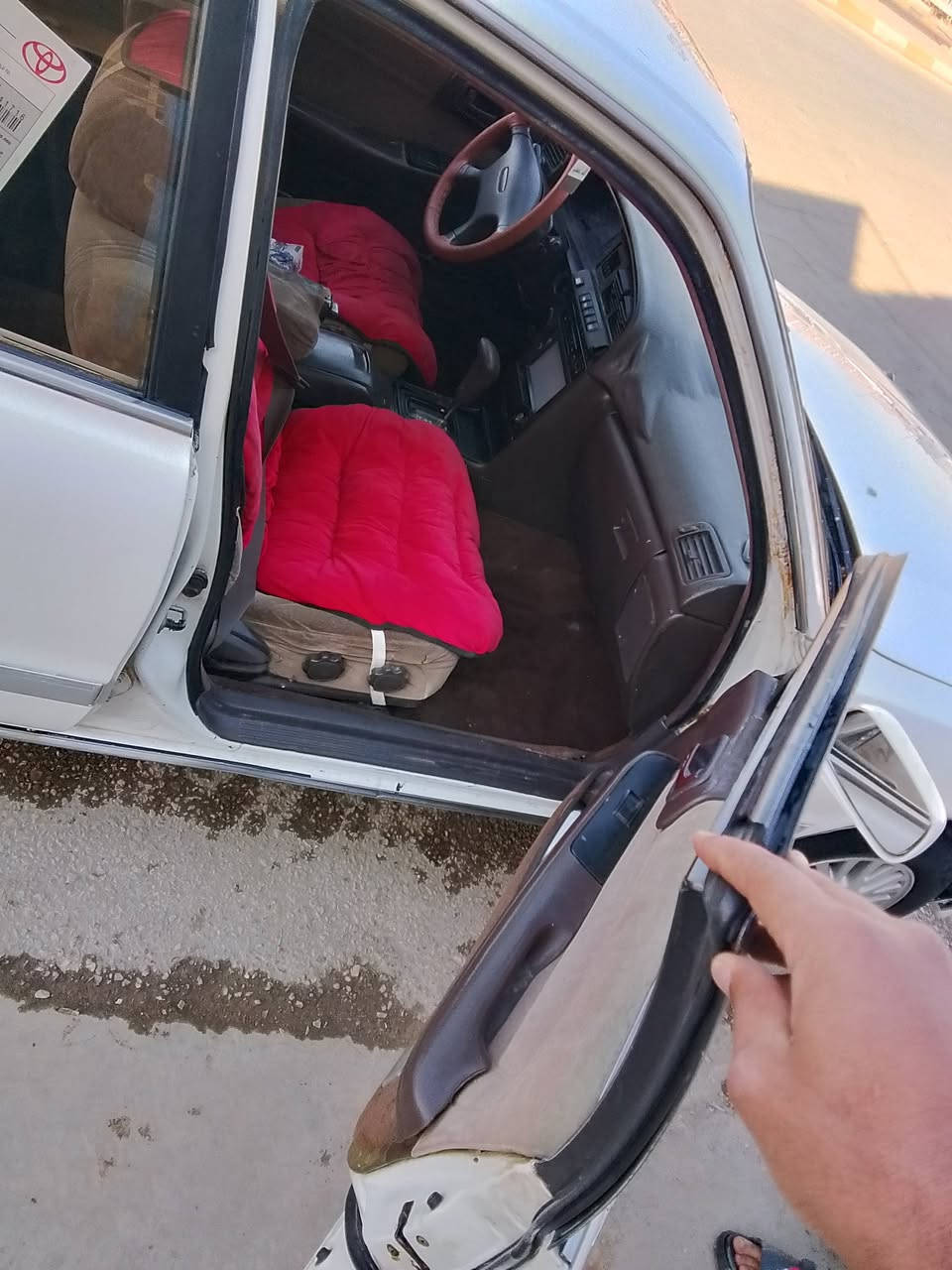 السلام عليكم
سيارة مارك تكم كربلائي موديل 92 سيارة جاهزه خير من الله مكفوله نقل جثه وكصه وعيب شرعي تواير جدد مكينه وكير ونجي ناعمة بلكارتون تبريد ثلج حداديه 100ب 100 رقم كربلاء دولي سنويه  2031 السعر 59 وبيه مجال
***********
