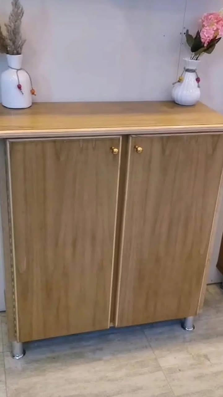 السلام عليكم
جزامة نجارة عراقية شغل ورشتنا
الخارج صاج 5ملم
الداخل معاكس 4ملم
نرمادة شريطية
الارجل واليدات حديد 
ارتفاع ٩٥
عرض ٨٠
عمق ٣٢
متوفرة بلونين صاجي+خشبي 
السعر ١١٥ مع التوصيل لكل المحافظات
مدة التجهيز ٣ ايام توصلكم وتفحص امام المندوب للحجز
*********** واتساب
