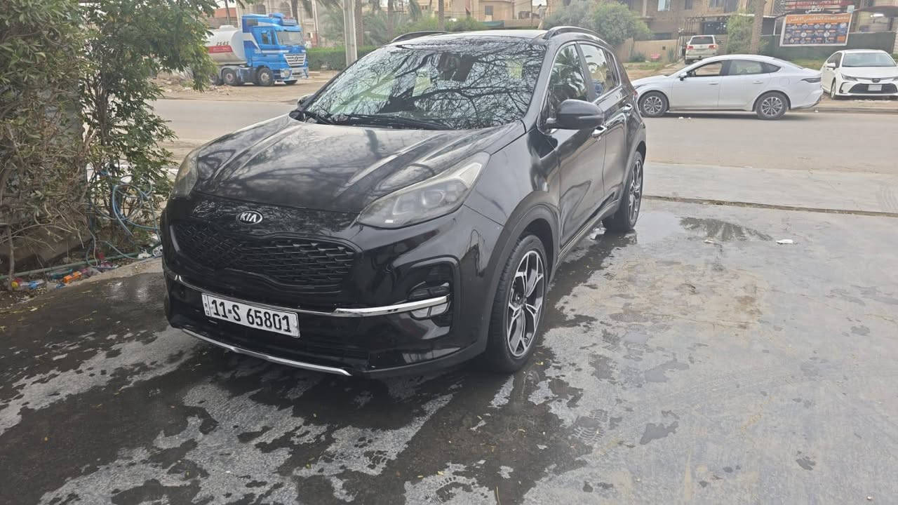 السلام عليكم الموديل: 2021
النوع: Kia Sportage 2021 SX
الفئة: أعلى فئة (SX)
المحرك: 2.0L
الدفع: AWD رباعي
سلندر: 4
القوة: 235 حصان (تيربو) بسعر مناسب 
لتفاصيل اكثر الاتصال ع الرقم 
( ***********)

