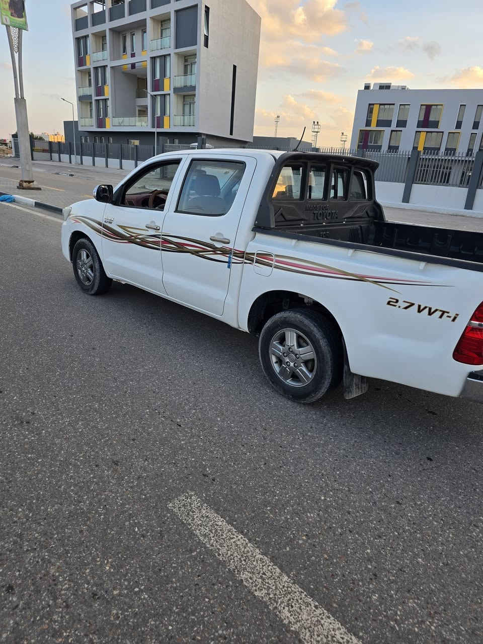 بيك اب تويوتا هايلوكس(فلاونزه) موديل 2015   رقم نجف انكليزي  مشروع وطني 
كير وتماتيك  شاصي 19  كويتي  سيارة 🚗 جازة ما بيها اي نقص مكاني البصرة للاتصال ***********
