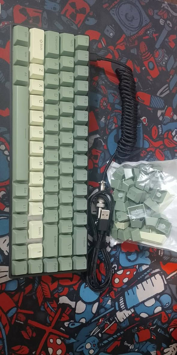 سلام عليكم 
كيبورد raven68 حجمه 68% وياه كويل كيبل وكابسات اخضر سمائي الكيبورد وية الغراض كلهن ب45 الف
مكاني بغداد الحرية موجود توصيل


**إذا كنت صاحب هذا الإعلان وتريد حذفه لأي سبب، رجاءا أرسل رسالة إلى الدعم الفني**