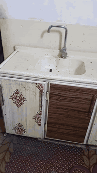 سنك مرمر 2متر ونص ثكيل تزكام شغل مال كاونتر ابو المليونين ونص تفصال سعره 100  رقمي ***********
