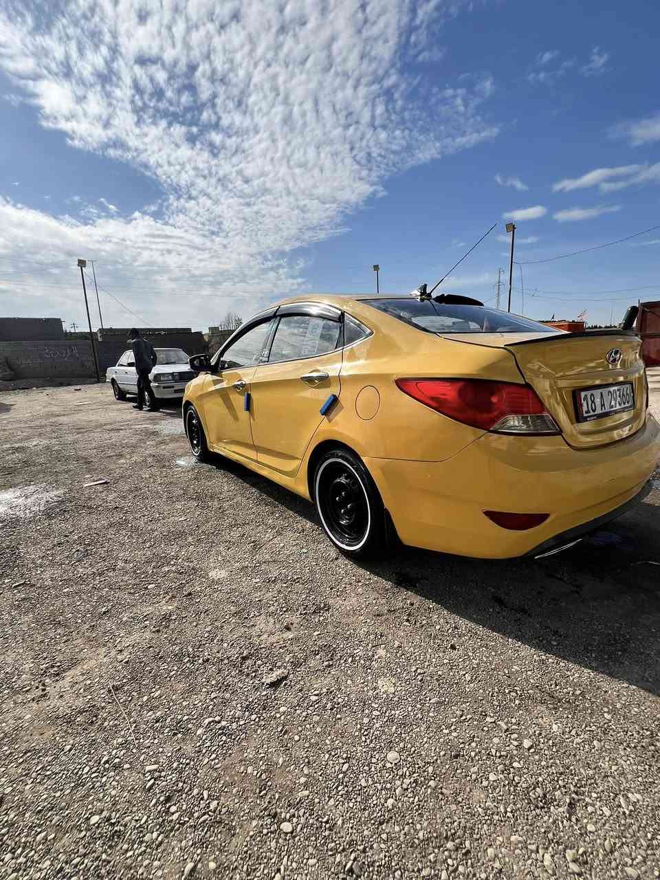 السلام عليكم
اكسنت 2012 خليجي 1600

مكينه ما صارله شهرين من شديته تفصيخ 

كير مكفول كهربائيات تبريد تدفئة

ضربتها بالمدكر الخلفي 

وبيها ضربه خفيفه من كدام 

المكان الناصريه سوق الشيوخ

***********
