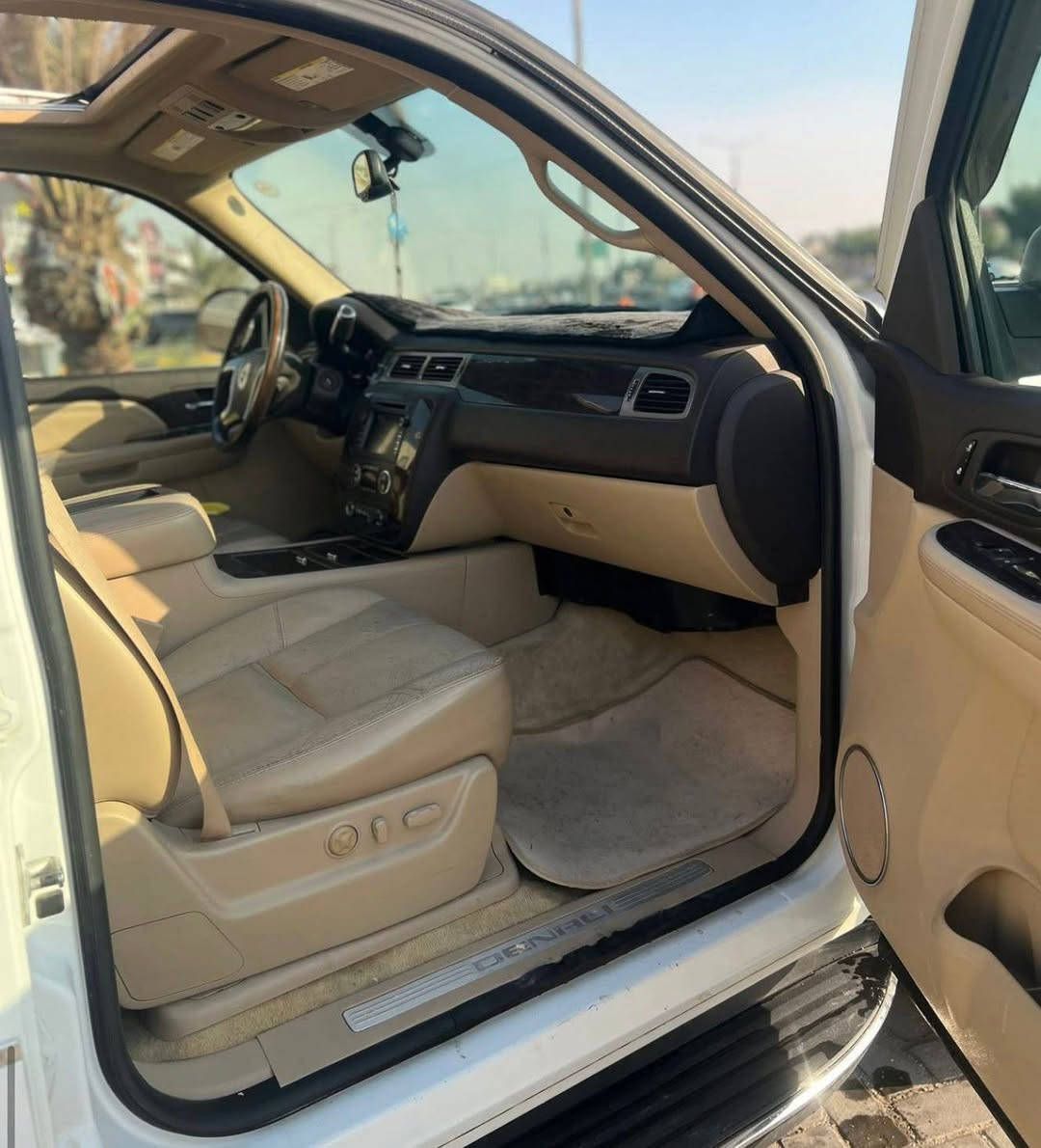 وات ادوات يوكن دنلي 2007 داخل ملكي سيارة كفالة عامة فول 1\1 ورقم وسنوية السعر85 مكاني بصرة *********** للشراي تصال شريحة فقط
